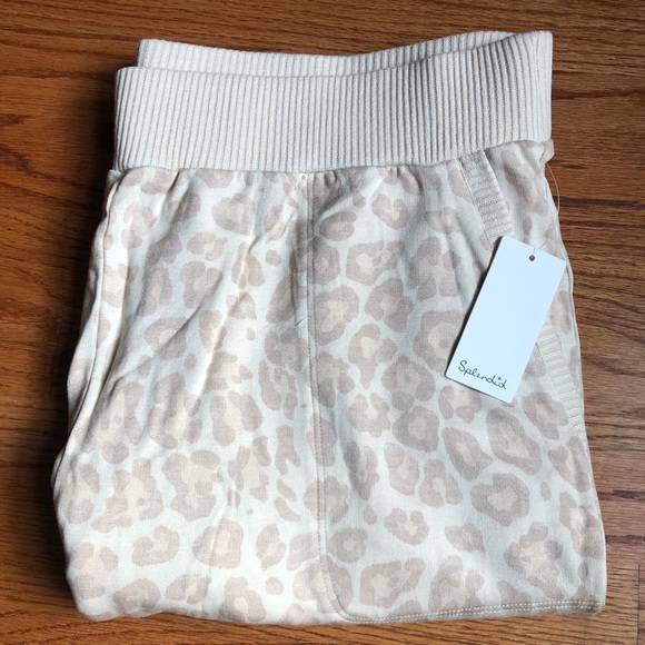 NWT Splendid Joggers, Size XL, Light Beige with Leopard Print - Picture 3 of 13